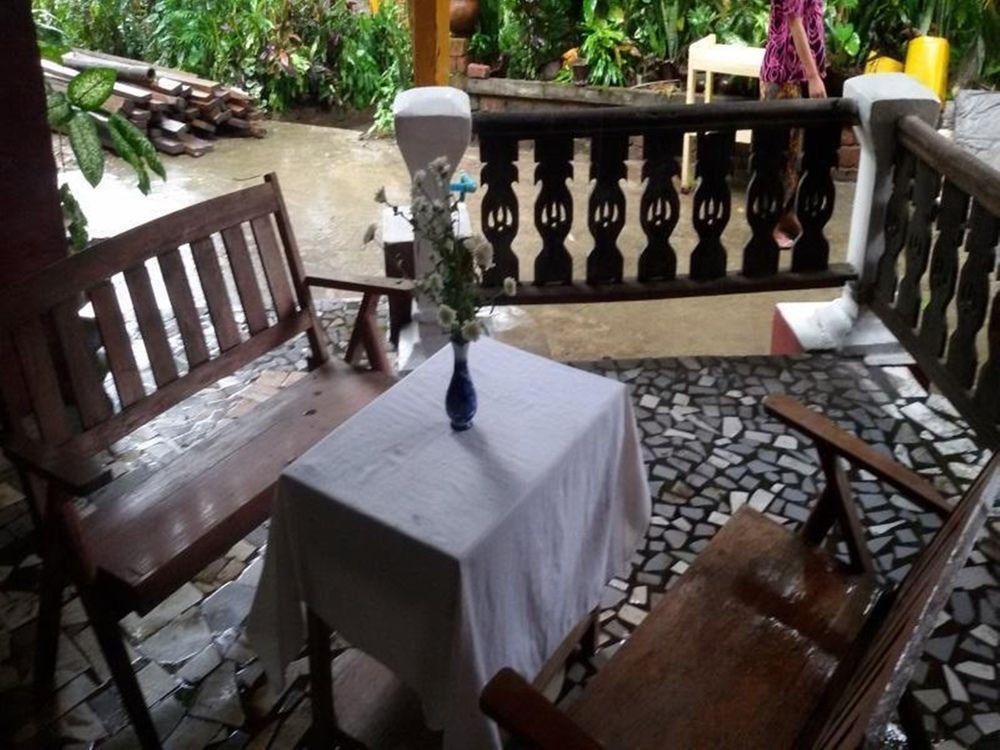 Prince Hotel Mrauk U Luaran gambar