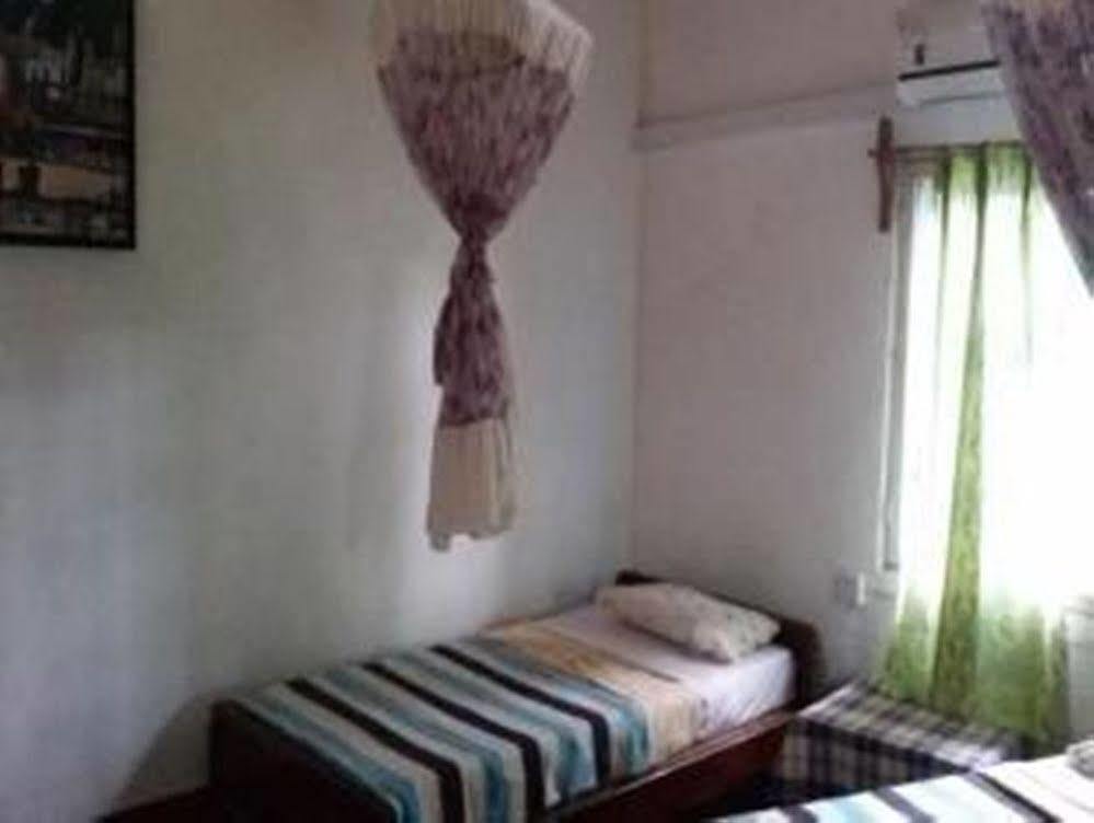 Prince Hotel Mrauk U Luaran gambar