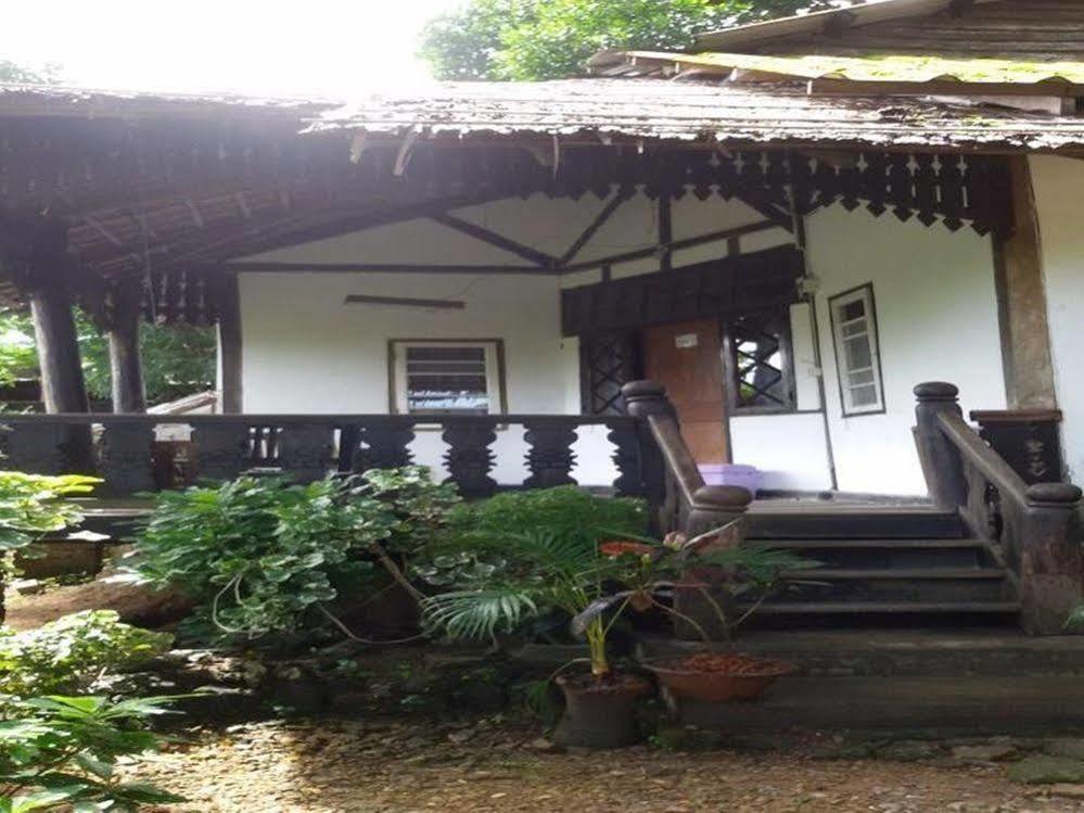 Prince Hotel Mrauk U Luaran gambar